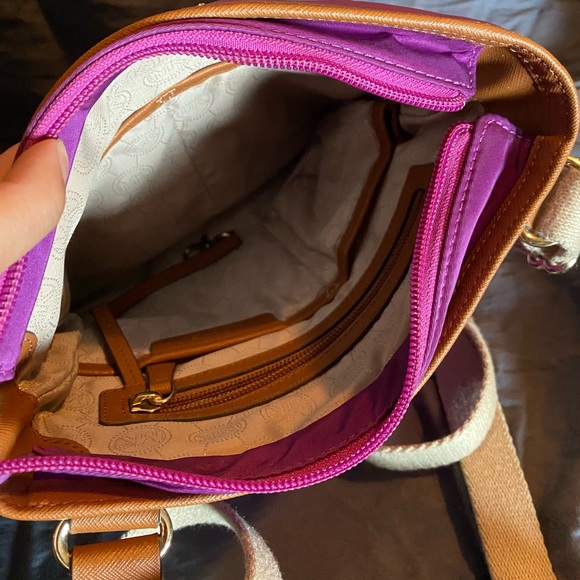 Michael Kors crossbody purse - Picture 3 of 3